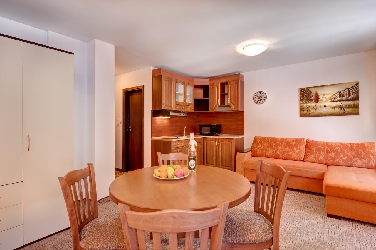 פמפורובו Mountain Lodge Apartments מראה חיצוני תמונה